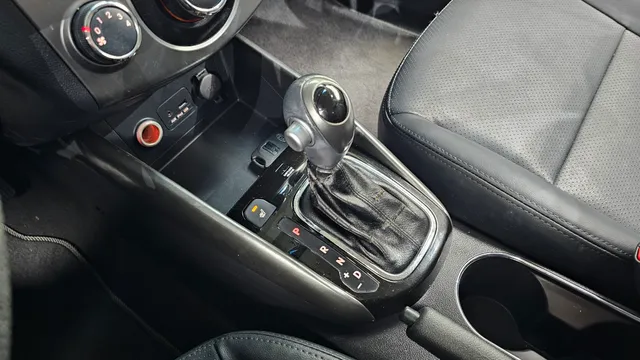 Kia Cerato (Forte)