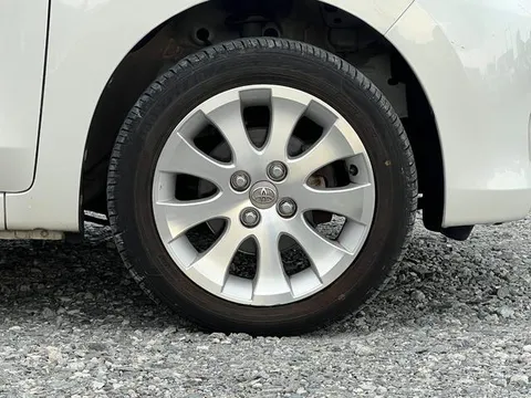 Toyota bB