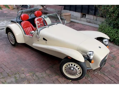 Caterham Seven 160