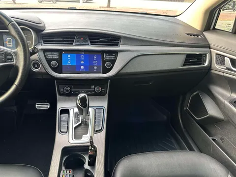 Geely Emgrand GS