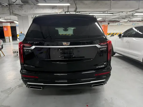 Cadillac XT6