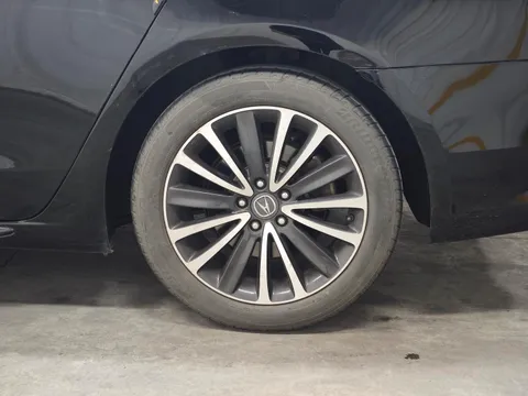 Acura TLX-L