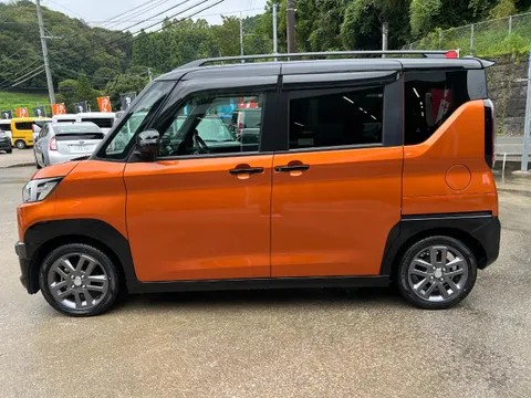 Mitsubishi Delica Mini