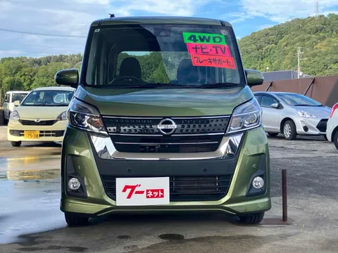 Nissan Dayz Roox