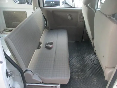 Mitsubishi Minicab Van