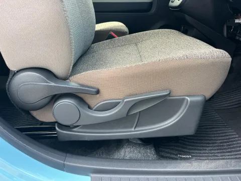 Daihatsu Mira Tocot