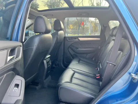Roewe RX5