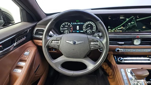 Genesis G90