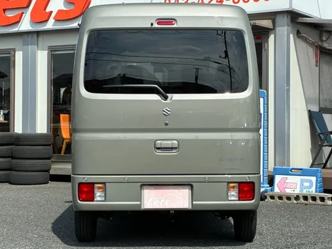Suzuki Every