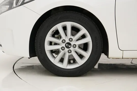 Kia Cerato (K3)