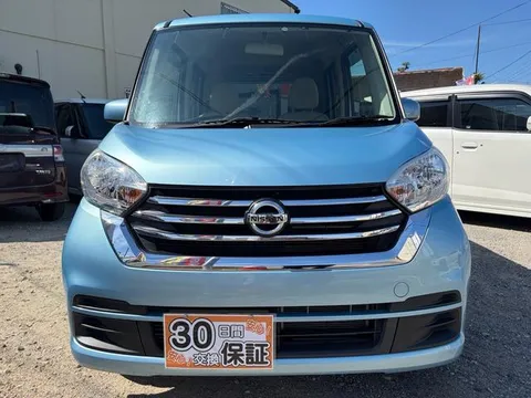 Nissan Dayz Roox