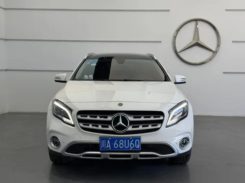 Mercedes-Benz Mercedes-Benz GLA