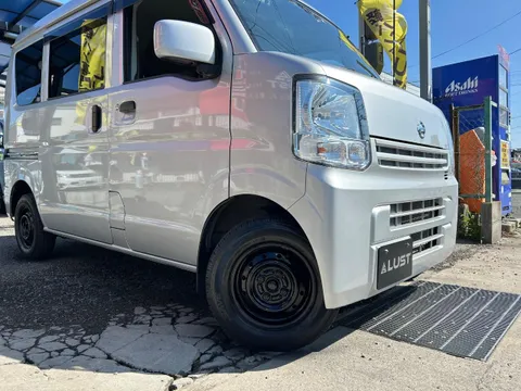 Nissan Clipper