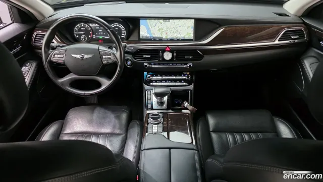 Genesis G90 (EQ900)