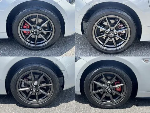 Mazda MX-5 (Roadster)
