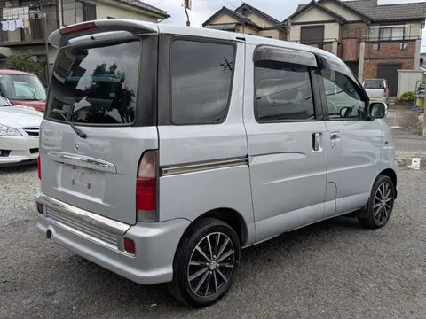 Daihatsu Atrai Wagon