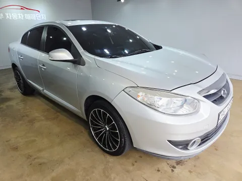 Renault SM3