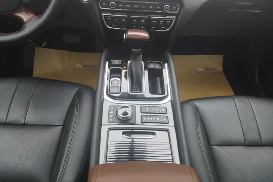 Gac GS8