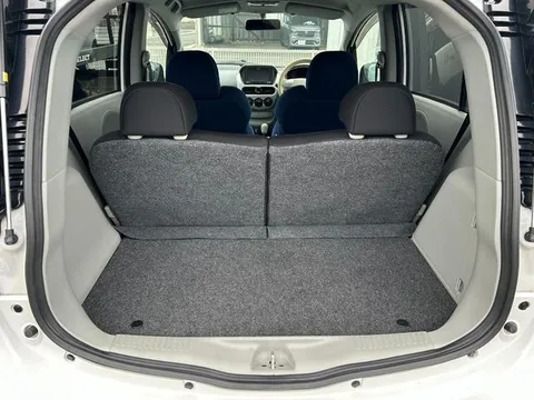 Mitsubishi I