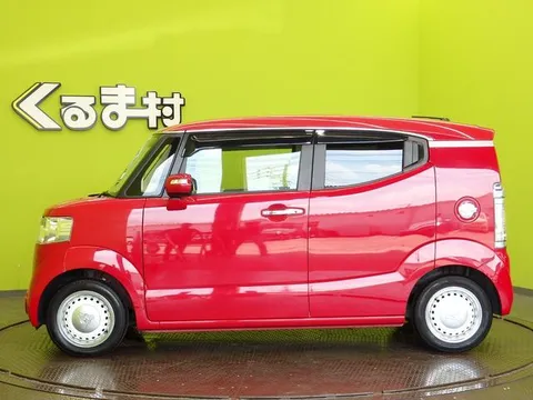 Honda N-BOX Slash