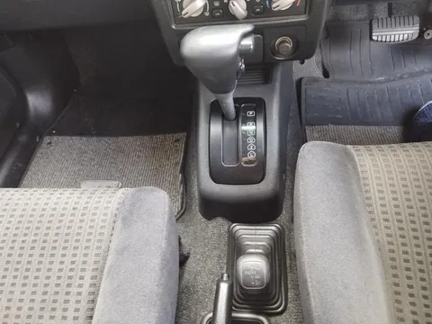 Mitsubishi Pajero Mini