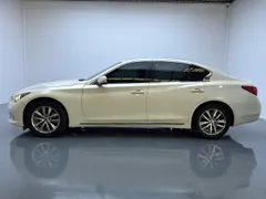 Infiniti Q50L