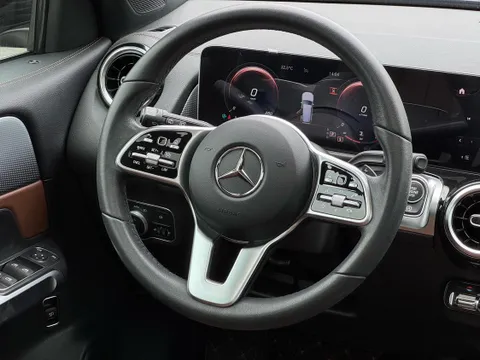 Mercedes-Benz Mercedes-Benz GLB
