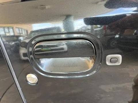 Toyota Pixis Space
