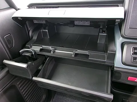 Suzuki Spacia Base