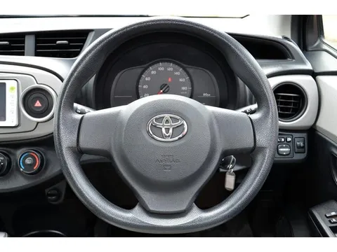 Toyota Yaris (Vitz)
