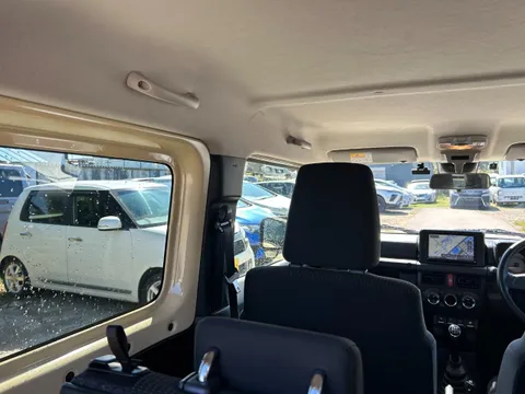Suzuki Jimny Sierra