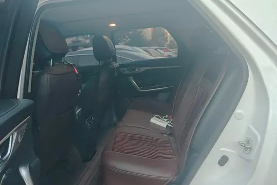 Changan CS95