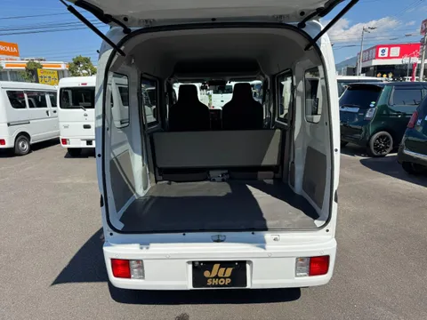 Nissan Clipper