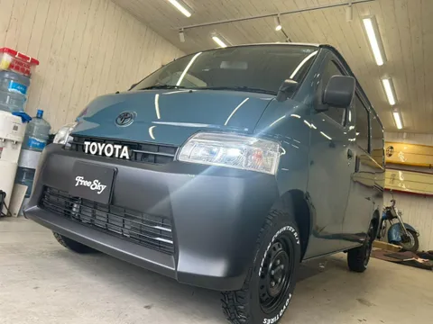 Toyota TownAce Van