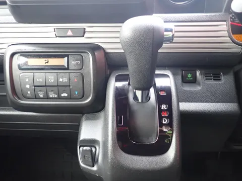 Honda N-VAN Plus Style