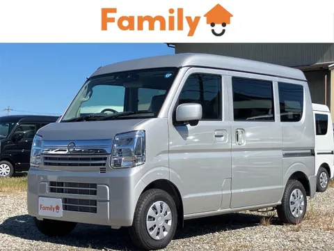 Nissan Clipper Van