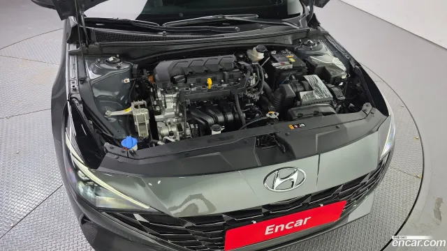 Hyundai Elantra (Avante)