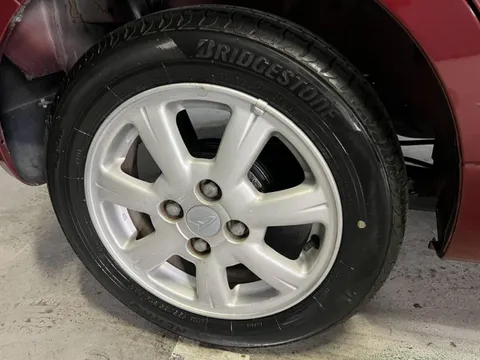 Daihatsu Mira Gino