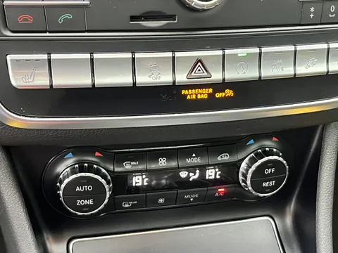 Mercedes-Benz Mercedes-Benz GLA