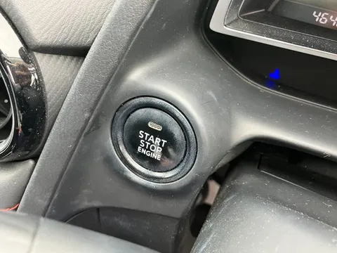 Mazda Mazda2 (Demio)