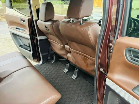 Honda N-BOX Slash