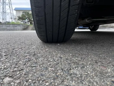Daihatsu Mira Tocot
