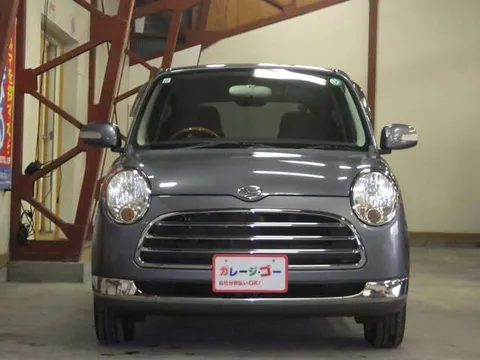 Daihatsu Mira Gino
