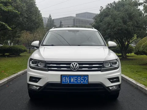 Volkswagen Tiguan L