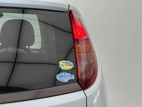 Subaru R2