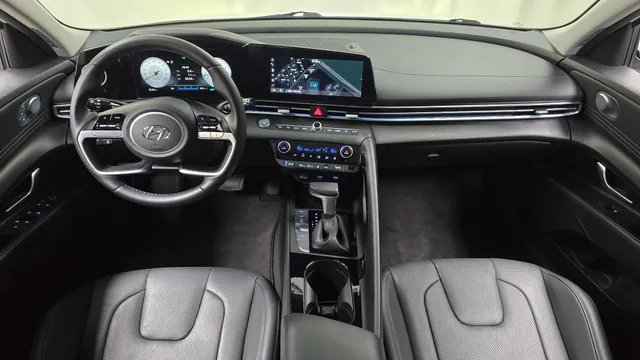 Hyundai Elantra (Avante)
