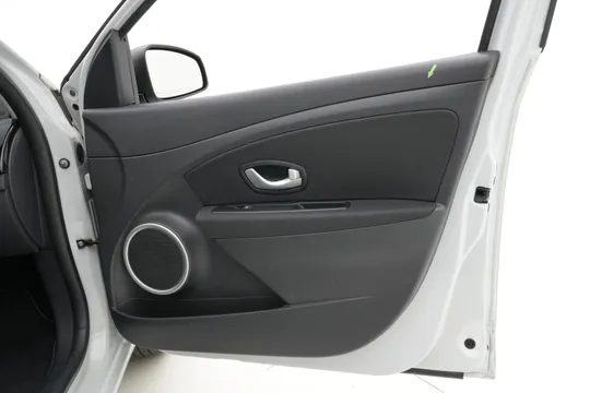 Renault SM3