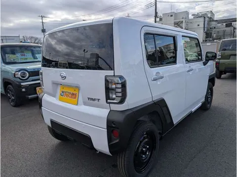 Daihatsu Taft