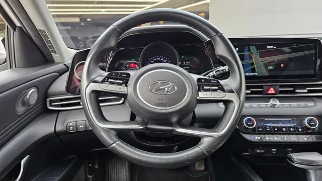 Hyundai Elantra (Avante)