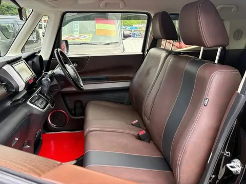 Honda N-BOX Slash